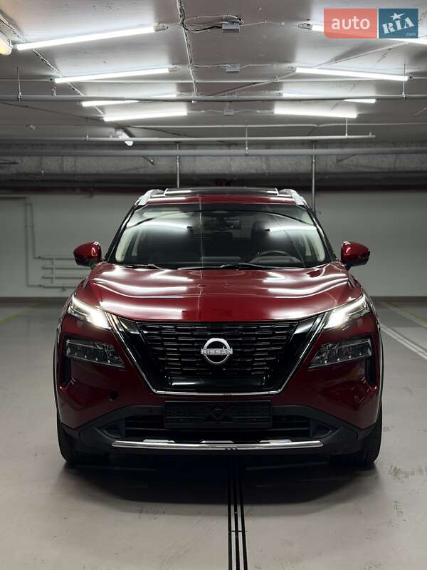 Позашляховик / Кросовер Nissan Rogue 2023 в Києві