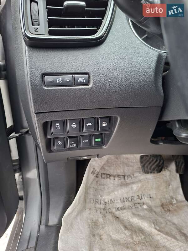 Позашляховик / Кросовер Nissan Rogue 2018 в Хмельницькому