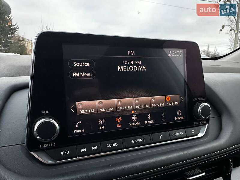 Внедорожник / Кроссовер Nissan Rogue 2021 в Харькове