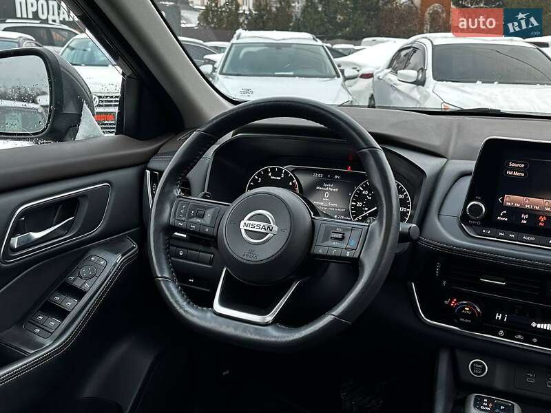 Внедорожник / Кроссовер Nissan Rogue 2021 в Харькове