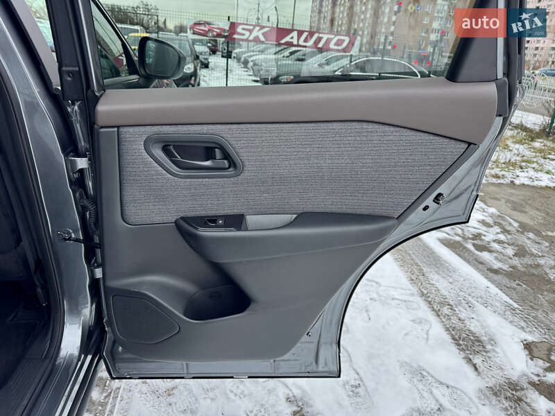 Внедорожник / Кроссовер Nissan Rogue 2023 в Киеве