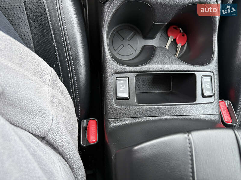 Позашляховик / Кросовер Nissan Rogue 2017 в Полтаві