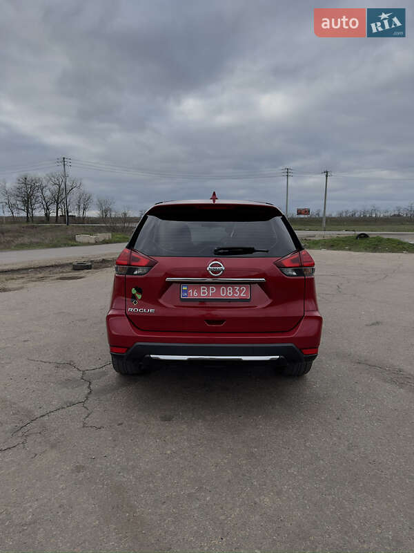 Внедорожник / Кроссовер Nissan Rogue 2017 в Одессе