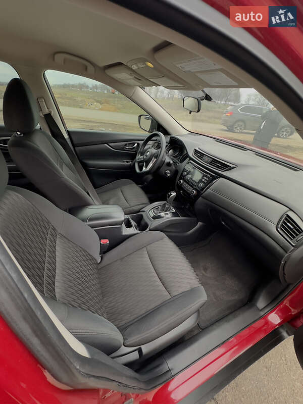 Внедорожник / Кроссовер Nissan Rogue 2017 в Одессе