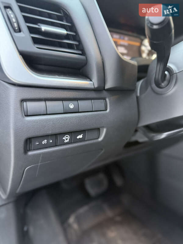 Позашляховик / Кросовер Nissan Rogue 2025 в Сумах