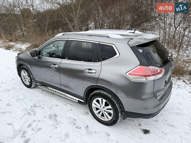 Позашляховик / Кросовер Nissan Rogue 2014 в Володимирі