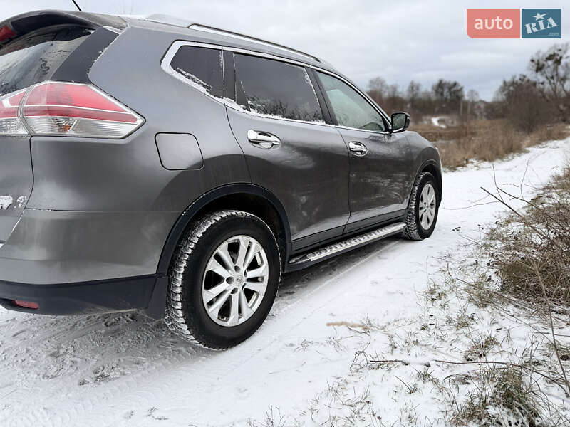 Позашляховик / Кросовер Nissan Rogue 2014 в Володимирі