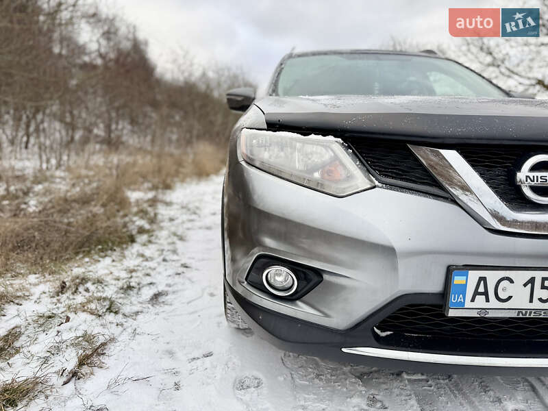 Позашляховик / Кросовер Nissan Rogue 2014 в Володимирі