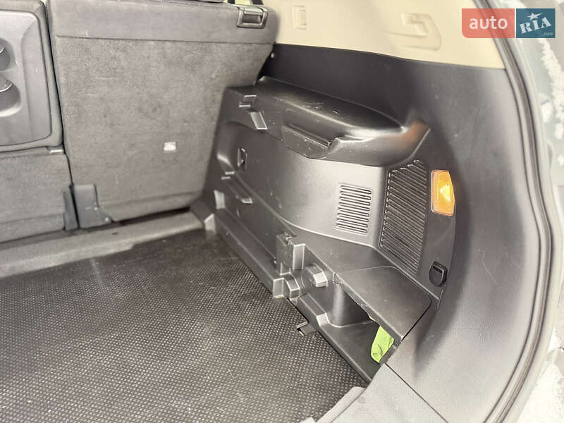 Позашляховик / Кросовер Nissan Rogue 2014 в Володимирі