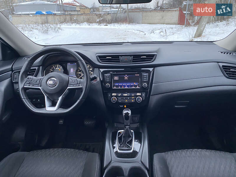Внедорожник / Кроссовер Nissan Rogue 2019 в Житомире