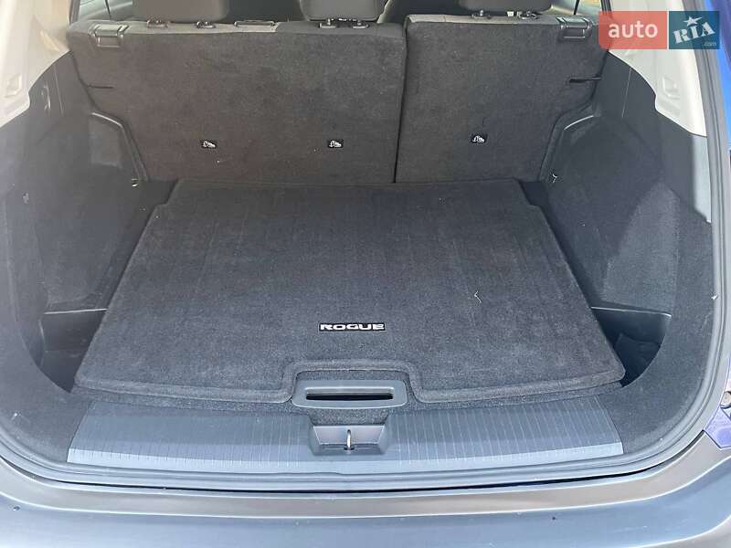 Внедорожник / Кроссовер Nissan Rogue 2022 в Виннице