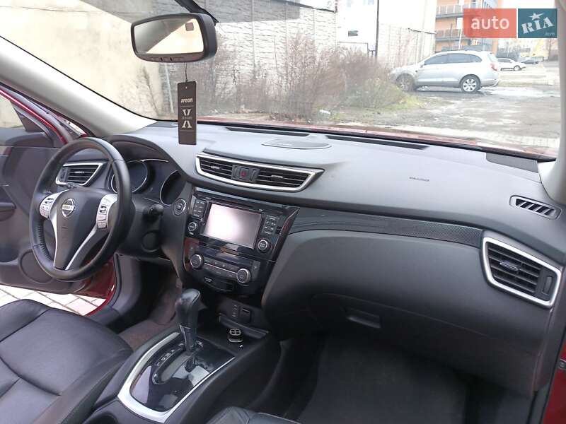 Позашляховик / Кросовер Nissan Rogue 2014 в Одесі