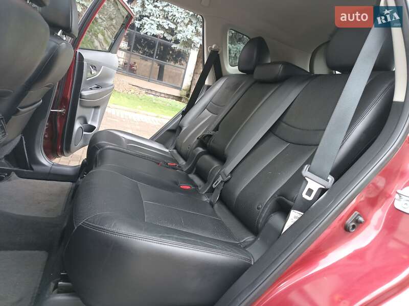 Позашляховик / Кросовер Nissan Rogue 2014 в Одесі