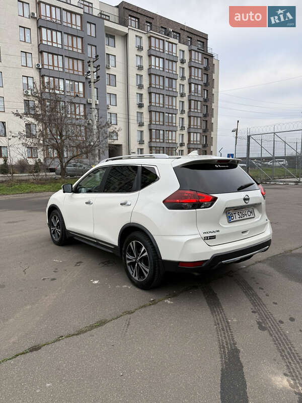 Позашляховик / Кросовер Nissan Rogue 2017 в Одесі
