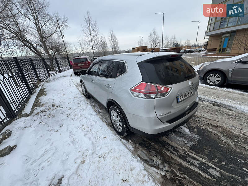Внедорожник / Кроссовер Nissan Rogue 2014 в Киеве