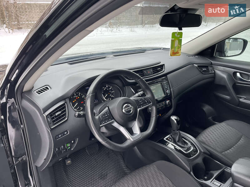 Позашляховик / Кросовер Nissan Rogue 2019 в Запоріжжі
