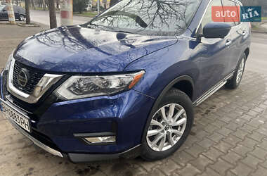 Внедорожник / Кроссовер Nissan Rogue 2017 в Одессе