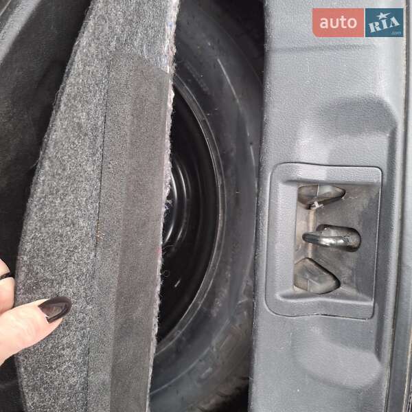 Внедорожник / Кроссовер Nissan Rogue 2018 в Киеве фото 13 Внедорожник / Кроссовер Nissan Rogue 2018 в Киеве