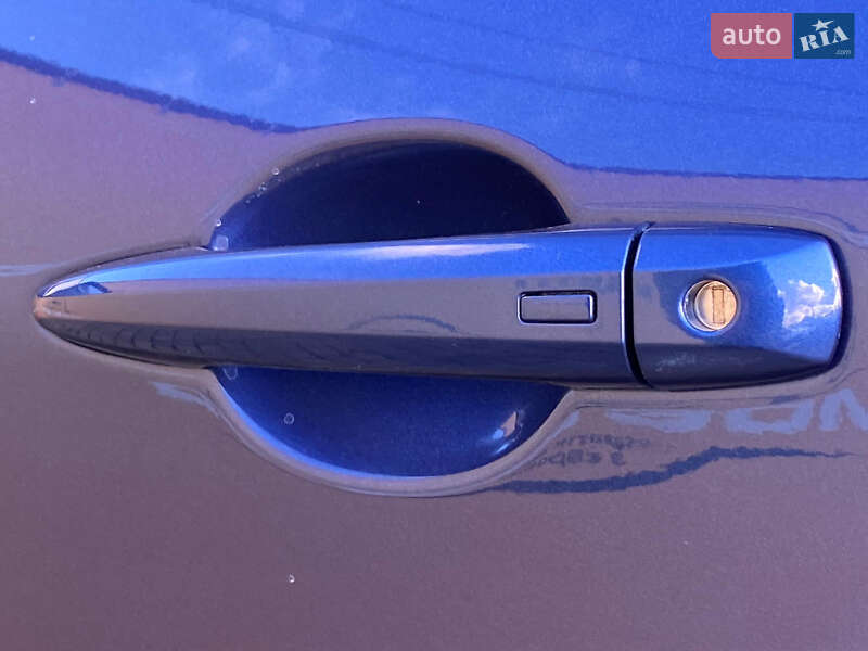 Внедорожник / Кроссовер Nissan Rogue 2021 в Ровно