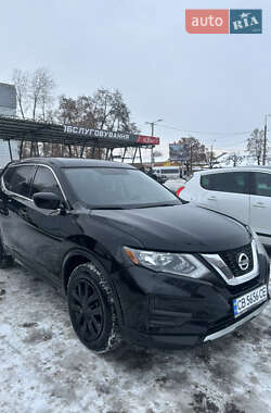 Внедорожник / Кроссовер Nissan Rogue 2017 в Чернигове