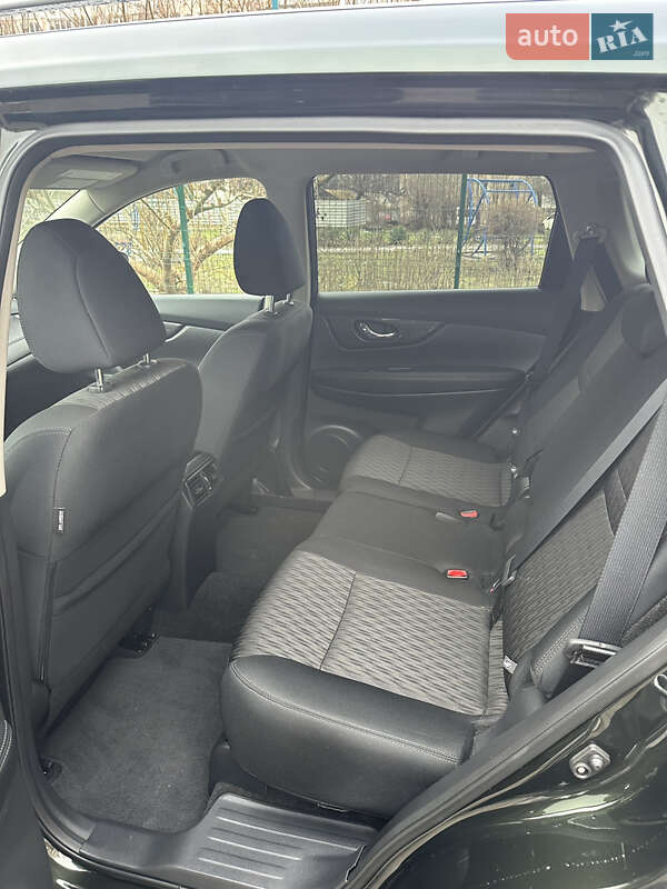 Позашляховик / Кросовер Nissan Rogue 2018 в Запоріжжі