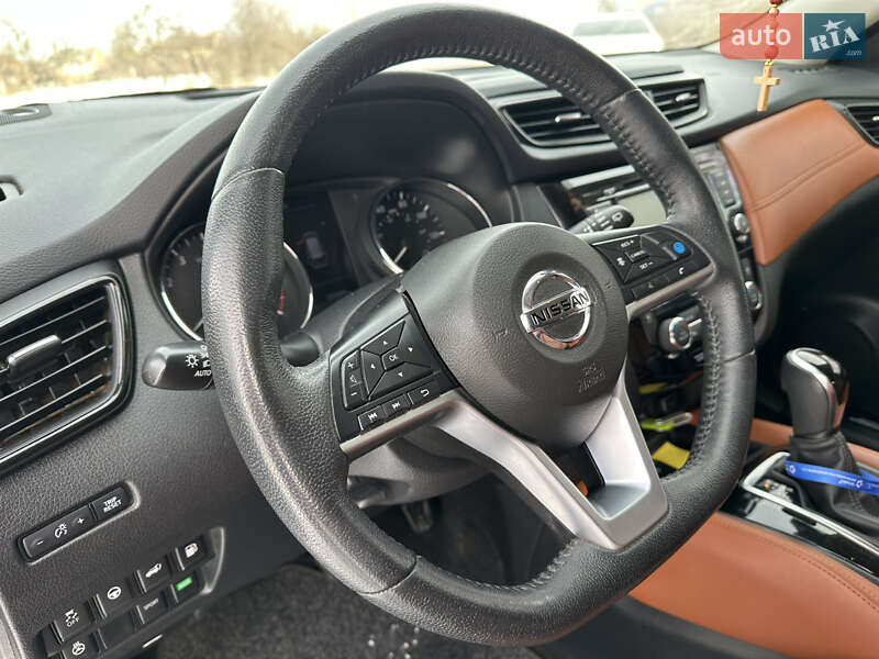 Внедорожник / Кроссовер Nissan Rogue 2018 в Виннице