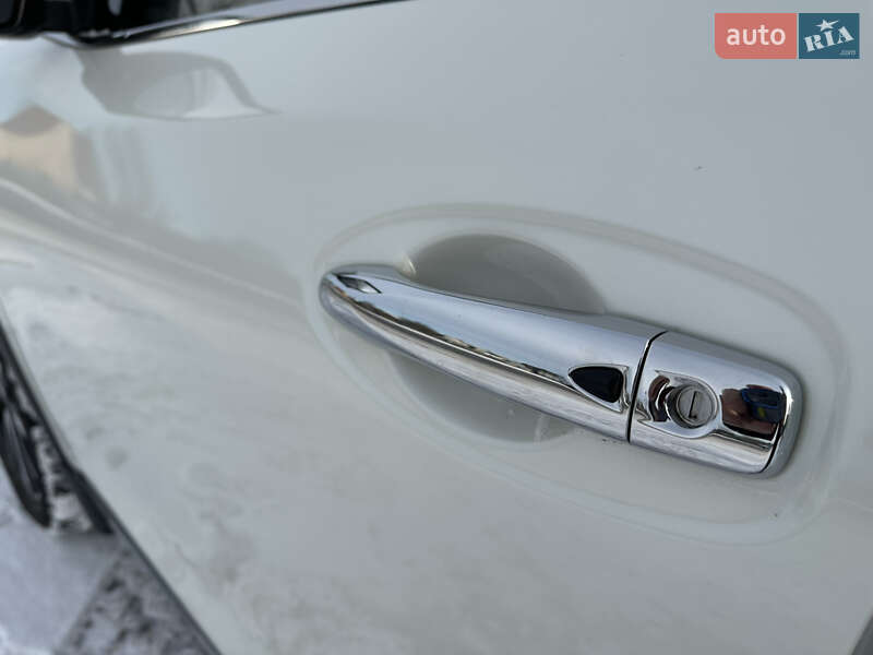 Внедорожник / Кроссовер Nissan Rogue 2018 в Виннице