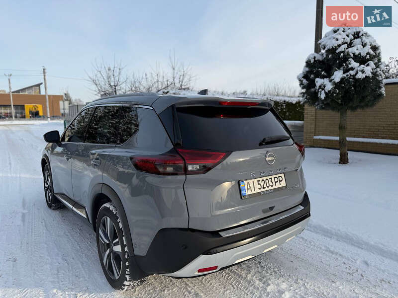 Позашляховик / Кросовер Nissan Rogue 2022 в Білій Церкві