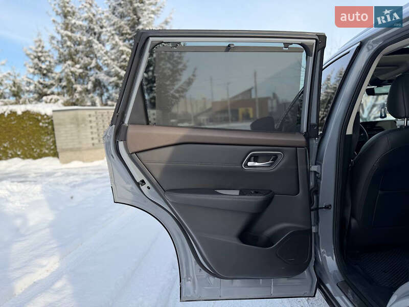 Позашляховик / Кросовер Nissan Rogue 2022 в Білій Церкві