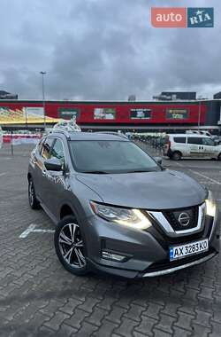 Позашляховик / Кросовер Nissan Rogue 2017 в Харкові