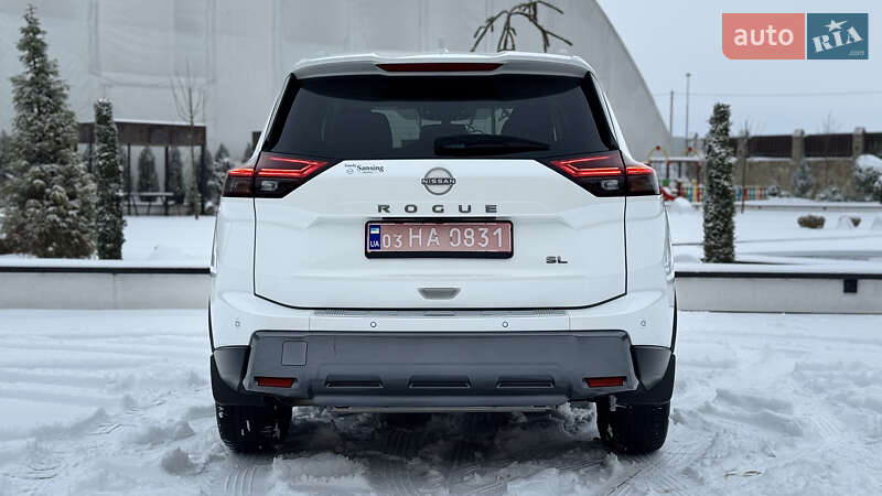 Внедорожник / Кроссовер Nissan Rogue 2024 в Ровно