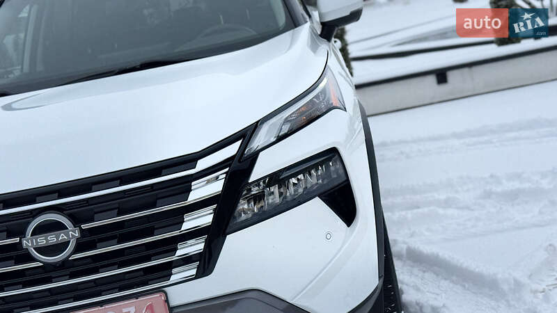 Внедорожник / Кроссовер Nissan Rogue 2024 в Ровно