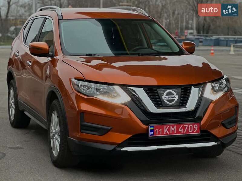 Внедорожник / Кроссовер Nissan Rogue 2018 в Днепре