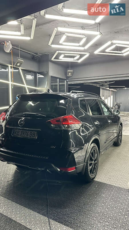 Внедорожник / Кроссовер Nissan Rogue 2017 в Днепре