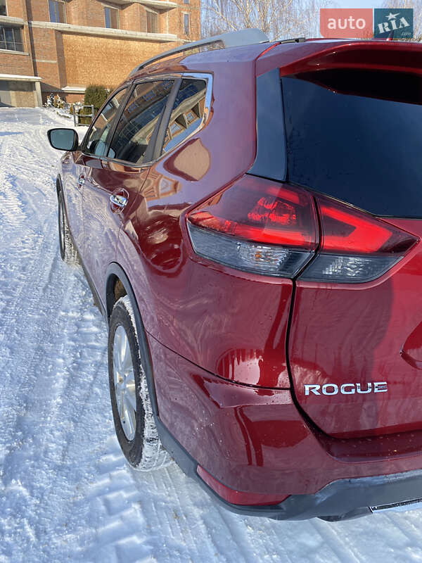 Позашляховик / Кросовер Nissan Rogue 2018 в Хмельницькому