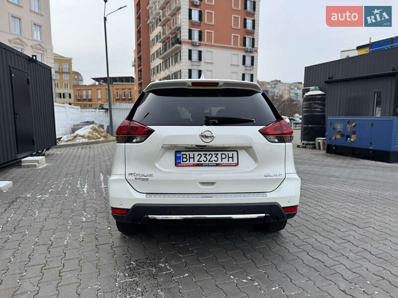 Внедорожник / Кроссовер Nissan Rogue 2019 в Одессе