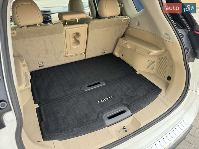 Внедорожник / Кроссовер Nissan Rogue 2019 в Одессе