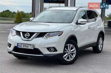 Внедорожник / Кроссовер Nissan Rogue 2015 в Днепре