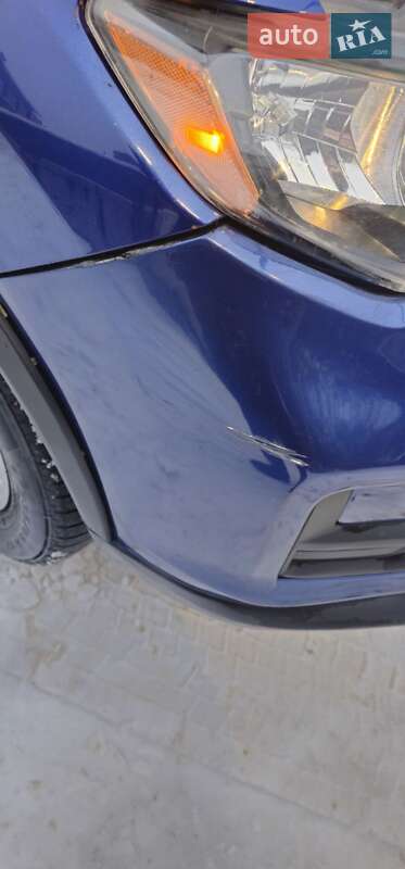 Внедорожник / Кроссовер Nissan Rogue 2017 в Ужгороде