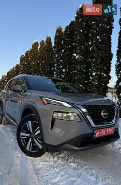 Внедорожник / Кроссовер Nissan Rogue 2023 в Луцке