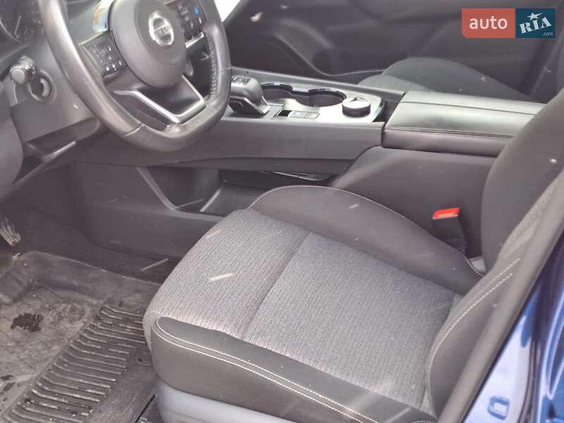 Внедорожник / Кроссовер Nissan Rogue 2021 в Одессе