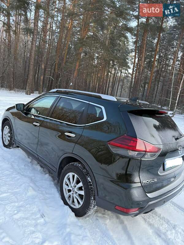 Внедорожник / Кроссовер Nissan Rogue 2020 в Носовке