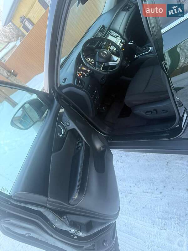 Внедорожник / Кроссовер Nissan Rogue 2020 в Носовке