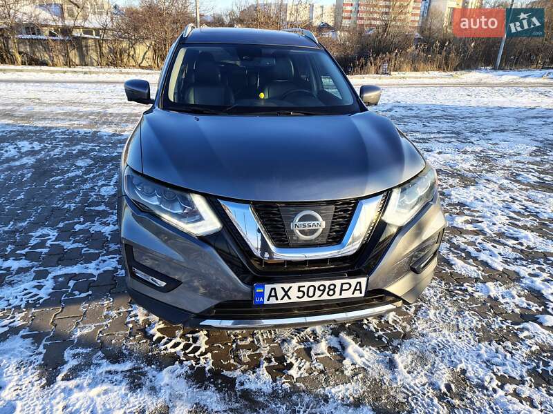 Позашляховик / Кросовер Nissan Rogue 2017 в Сумах фото 24 Позашляховик / Кросовер Nissan Rogue 2017 в Сумах