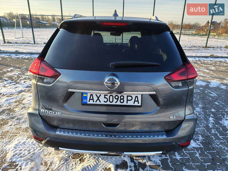 Позашляховик / Кросовер Nissan Rogue 2017 в Сумах фото 20 Позашляховик / Кросовер Nissan Rogue 2017 в Сумах