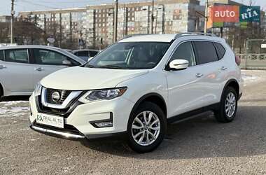 Позашляховик / Кросовер Nissan Rogue 2018 в Кропивницькому