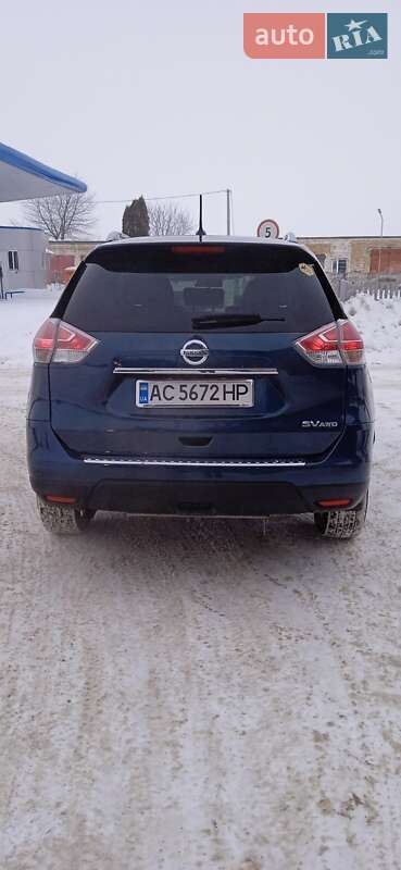 Внедорожник / Кроссовер Nissan Rogue 2015 в Луцке