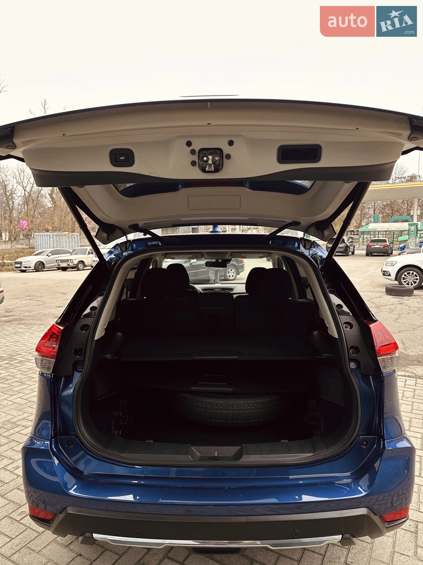 2019 Nissan Rogue - мініатюра 3