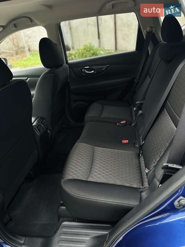 Внедорожник / Кроссовер Nissan Rogue 2019 в Днепре