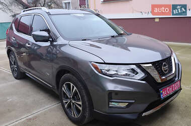 Позашляховик / Кросовер Nissan Rogue 2017 в Івано-Франківську